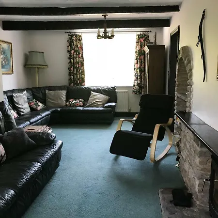 Bridge Cottage, Bainbridge, With Riverside Garden! 펜션