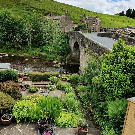 Bridge Cottage, Bainbridge, With Riverside Garden! Сasa de vacaciones Bainbridge